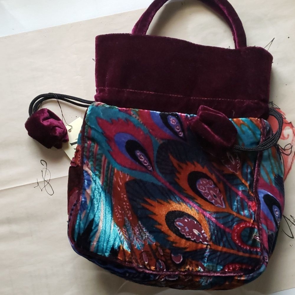 chic chic chic velvet handbag